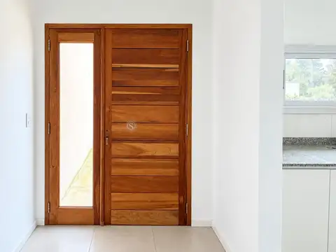 Casa en Alquiler de 3 dormitorios
