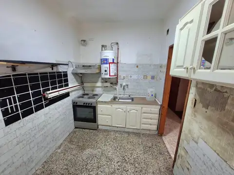 Avenida Eva Perón 6800, Piso 2