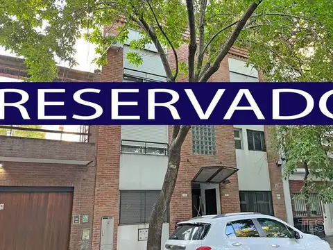 Dúplex con balcón terraza 1 dormitorio Baño completo Bajas expensas Colegiales