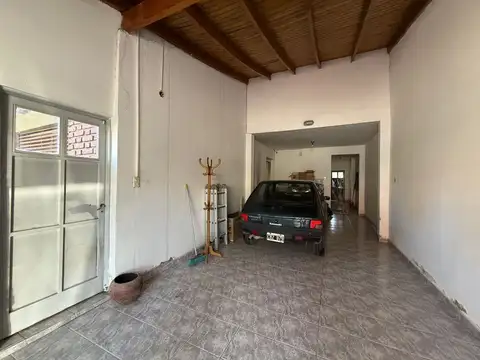 Casa 6 ambientes con 3 baños