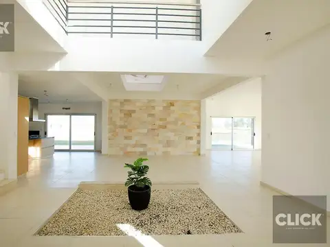 Casa en Alquiler al Noroeste
