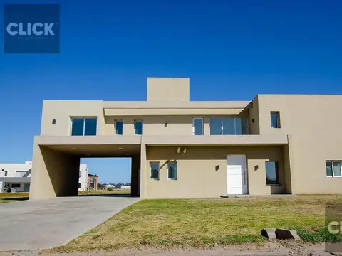 Casa en Alquiler de 4 dormitorios