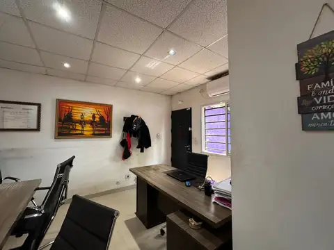 Av. 12 de Octubre 2000