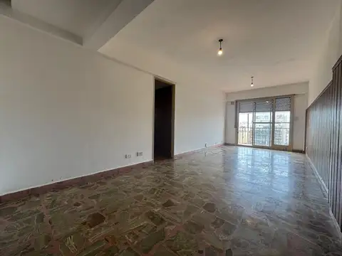 AV. ENTRE RIOS  al 600