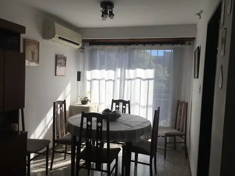 Casa en Venta en Quilmes, USD 230.000