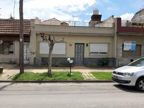 Casa - Venta - Argentina, La Matanza - CANGALLO 885