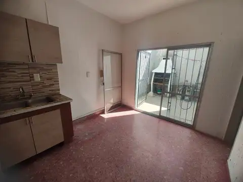 Depto Tipo Casa 3 ambientes con 1 baño
