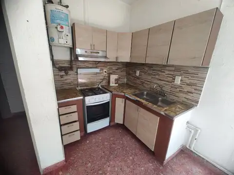 Depto Tipo Casa en Venta en Ramos Mejía, USD 49.000