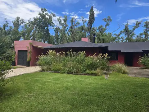 Casa 3 Amb Estilo Campo 177 m² sobre 2884 m² de Tierra - El Metejón