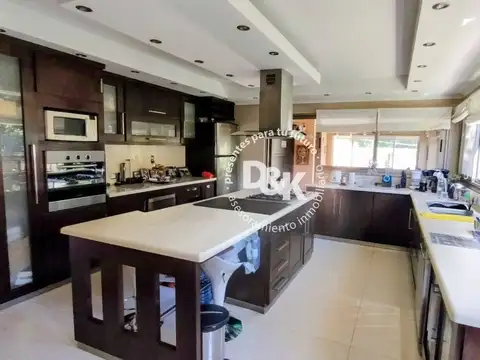 Casa en Venta al Este