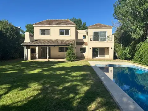Casa Chalet  en Venta en Saint Matthew´s, Pilar, G.B.A. Zona Norte