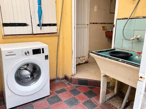 VENTA PH EN BLOQUE 3 DEPARTAMENTOS CON RENTA
