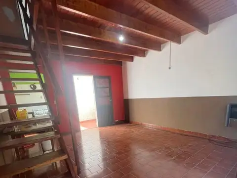 Depto Tipo Casa en Venta de 2 ambientes