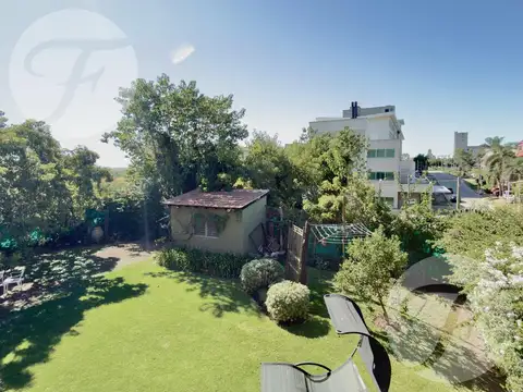Casa en Venta al Este