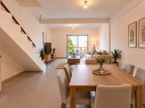 Depto Tipo Casa en Venta de 2 ambientes