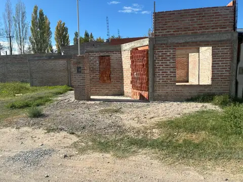 TERRENO CON ADELANTO DE OBRA B° ALMAS AZULES