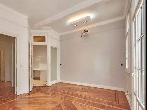 Venta. Departamento 4 Ambientes. Santa Fe 2600.