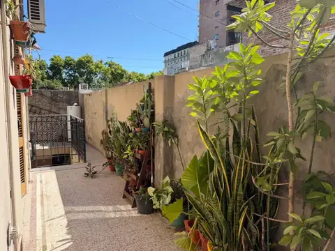 Depto Tipo Casa en Venta de 5 ambientes