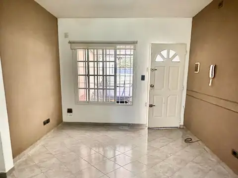 PH DUPLEX 3 AMB CON COCHERA Y PATIO - San Justo