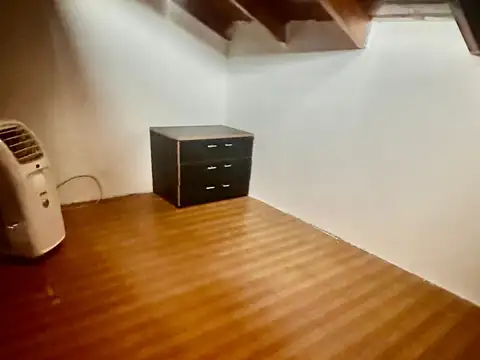 Depto Tipo Casa en Venta 23 años