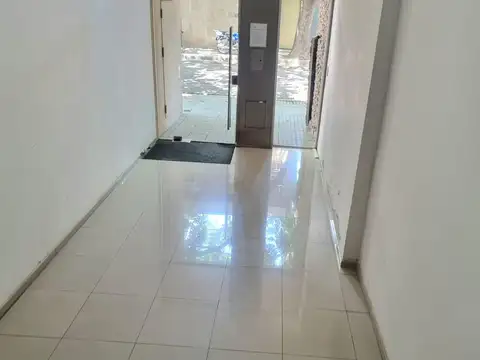 Departamento en Alquiler en Echesortu, $ 330.000