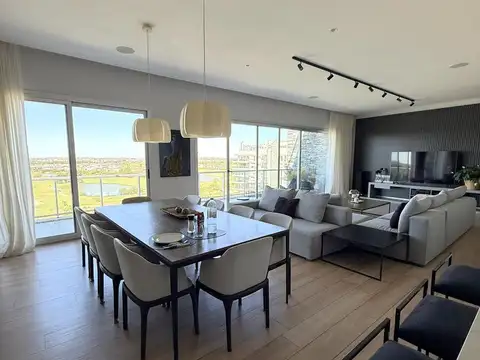 Departamento en Venta con 4 cocheras