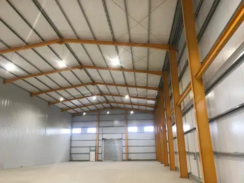 Galpon en Alquiler en Primera Junta, USD 4.800