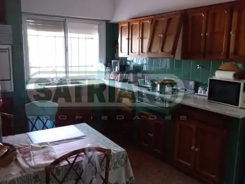 Casa 4 ambientes con 3 baños