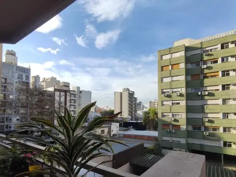 DEPARTAMENTO DE 3 AMBIENTES CON 1 BAÑOS + PATIO