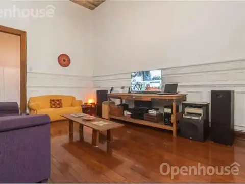 Depto Tipo Casa 4 ambientes con 2 baños