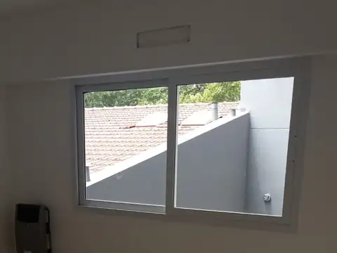 Departamento en Alquiler en Versalles, $ 750.000