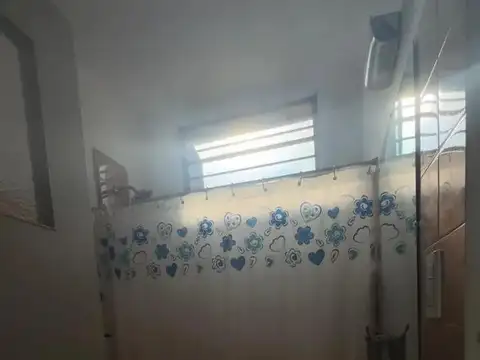 Casas en venta - 5 Dormitorios 3 Baños - Bahía Blanca 