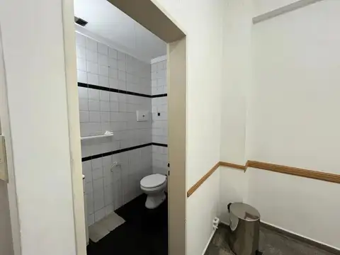 Oficina en Venta 40 años