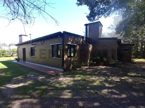 Casa en Venta en Villa Elisa, USD 209.000