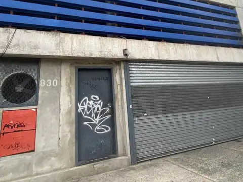 Cochera en venta en  Quilmes