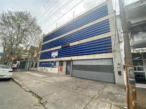 Cochera en venta en  Quilmes