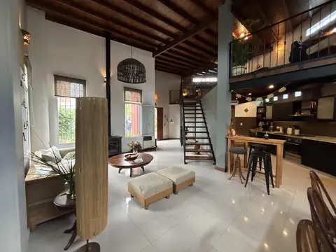 Casa 5 ambientes con 3 baños