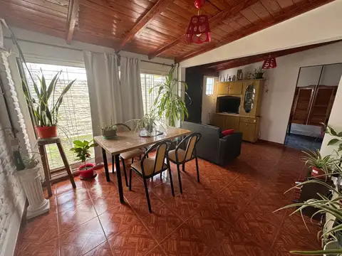 Depto Tipo Casa en Venta de 2 dormitorios