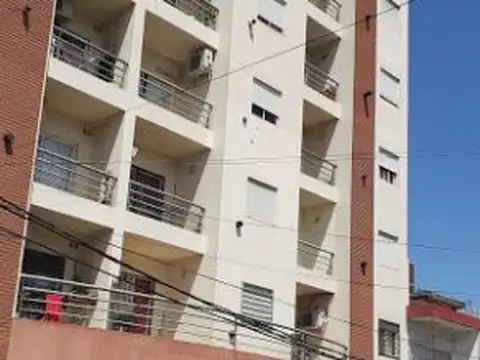 Paunero 2200, Piso PB