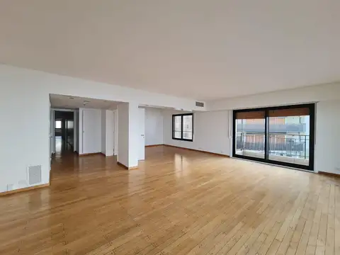 Departamento en Venta de 5 ambientes