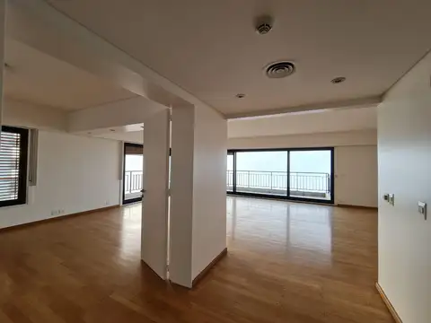 Departamento en Venta con 2 cocheras