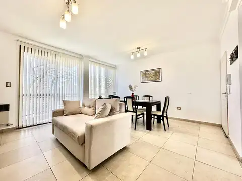Departamento en Alquiler con 1 cocheras