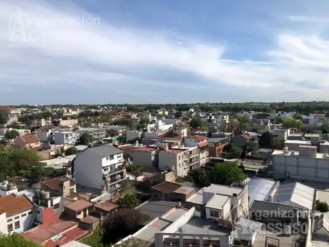 Av. Centenario 1121 8° "A"