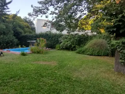 Casa en Venta en Villa Gobernador Udaondo, USD 160.000