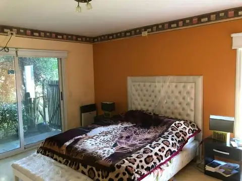 Casa 5 ambientes con 4 baños