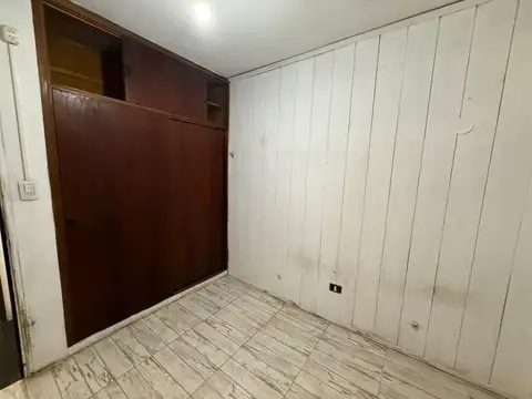 Casa en Alquiler con 2 cocheras