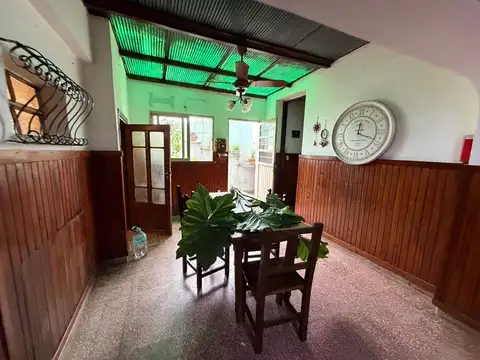 Depto Tipo Casa en Venta de 4 dormitorios