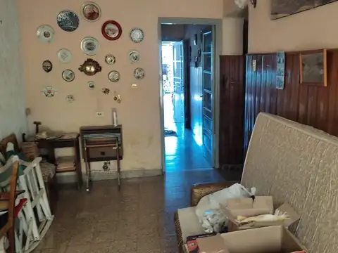 CASA DOS DORMITORIOS EN VENTA