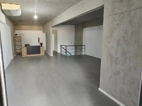 VENTA LOCAL A ESTRENAR EN SAN TELMO