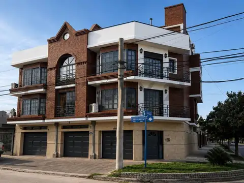 ALQUILER PH TRIPLEX VILLA RAFFO 4 Ambientes 270 M2